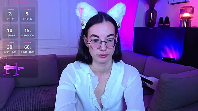 EmmaJakson online show from October 19, 6:10 pm