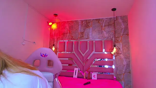 MaylinRosse  online show from November 14, 7:03 pm