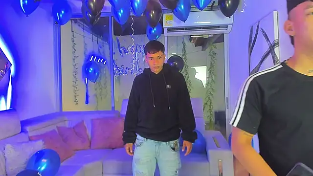 Houseofwarrios online show from December 16, 6:08 am