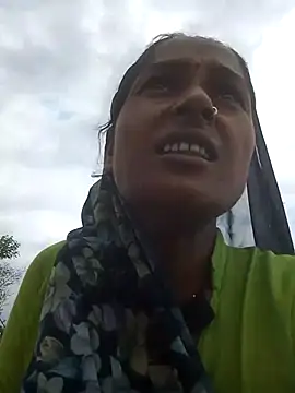 Hot reshmaji online show from July 7, 7:23 am