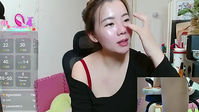 sallycui online show from November 7, 12:22 pm