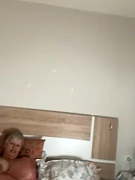 VyC7564 online show from October 18, 9:23 am