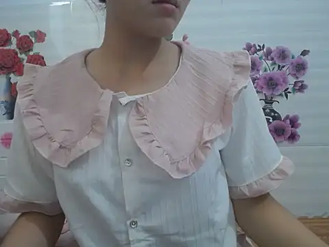 Hannie 26 online show from October 18, 4:15 am