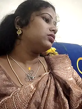 sweetqueen143 online show from October 21, 2:10 pm