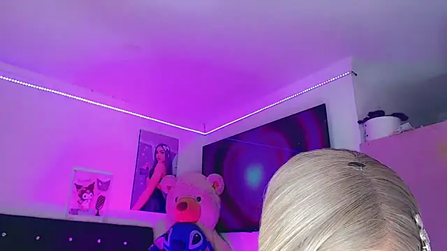 DaliaBacil25 online show from April 4, 1:15 am