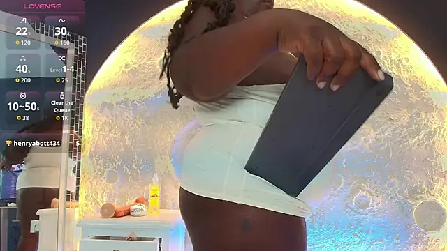 CarolinaGomez  online show from October 18, 9:16 pm