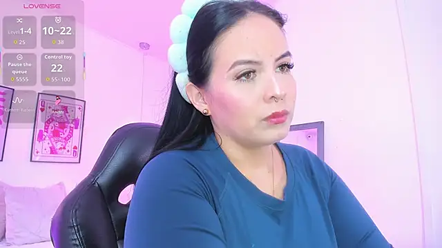 camiladuke7 online show from June 15, 11:10 am