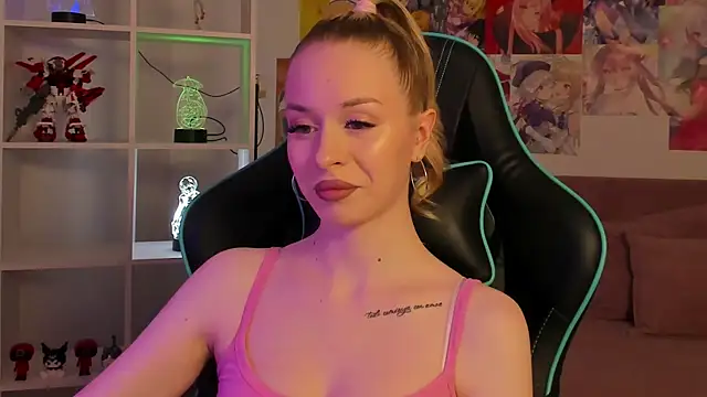 MiaGraces online show from January 12, 5:18 pm