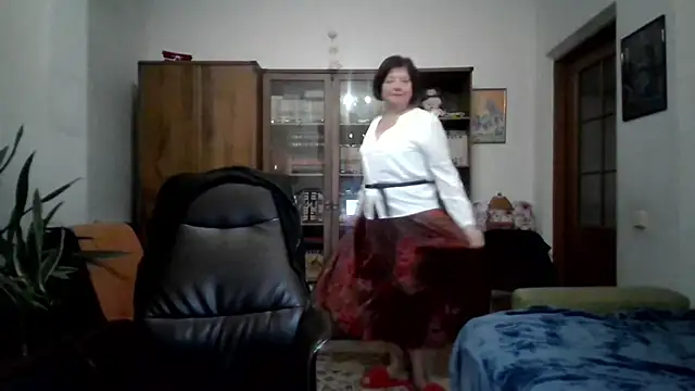 Violet Pulse online show from October 31, 4:44 pm