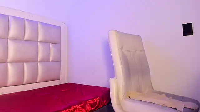 peyton  wat online show from January 9, 6:01 pm