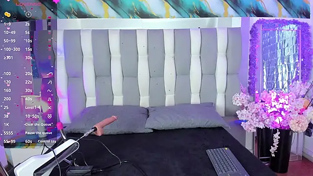 IsaDiiaz online show from March 7, 5:36 am