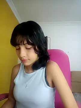 xoxo milk online show from October 6, 5:29 pm