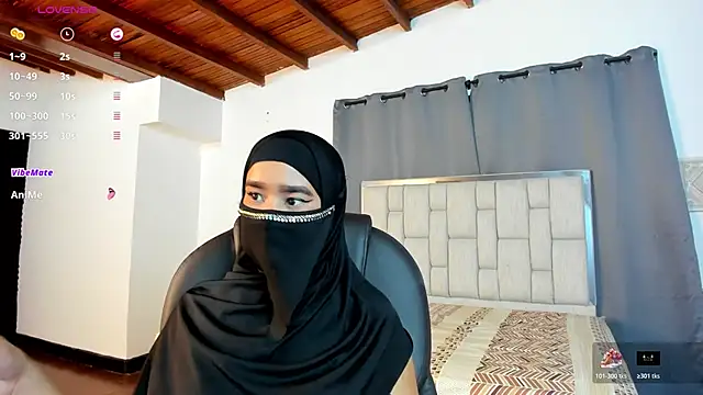 kalila latif online show from November 15, 2:45 am