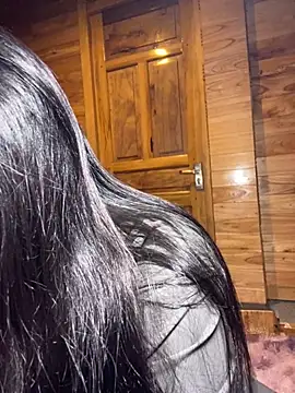 violet-00 online show from November 5, 6:07 am