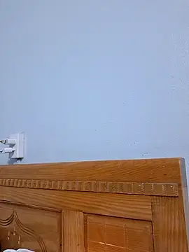 xuxulovezz online show from January 13, 1:48 pm