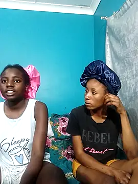 HotPetite 25 online show from January 16, 10:28 pm