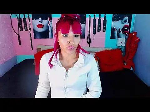 mylygrey online show from April 15, 10:43 pm