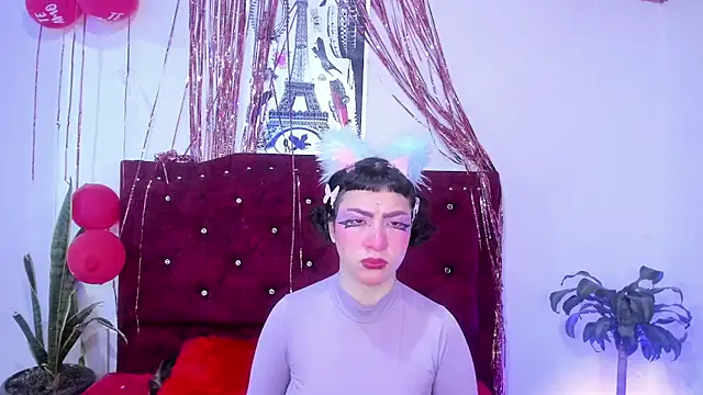 kitty  chs online show from February 27, 3:23 pm