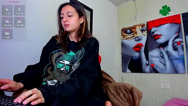 lala clark online show from September 30, 12:55 pm