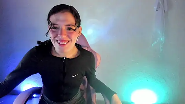 zakura Haruno online show from November 15, 11:55 am