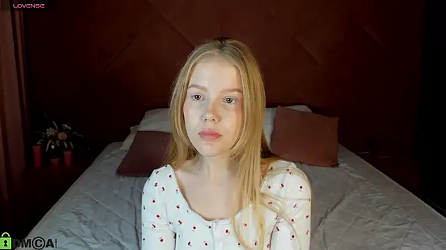 Vicki Todd online show from October 6, 1:11 am