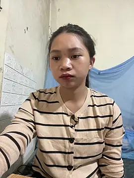 Mayy1 online show from June 5, 3:10 am