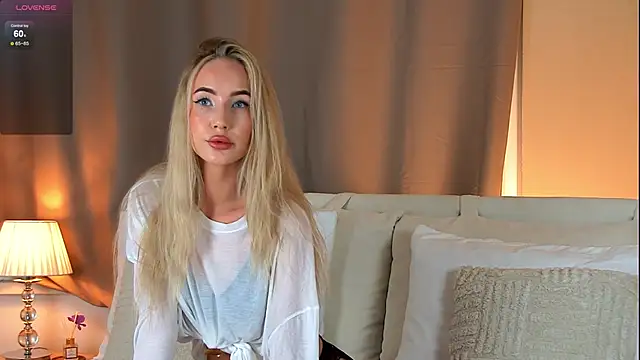 MaryDavies online show from October 17, 7:55 am