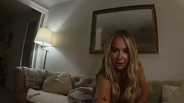 BarbieDolly x online show from September 28, 12:39 am