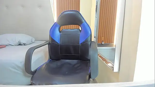 SAMANTHABENET online show from February 9, 7:16 pm