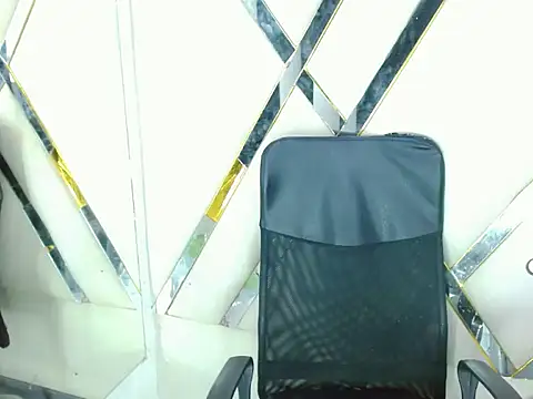 AuroraRoss online show from November 7, 7:30 pm