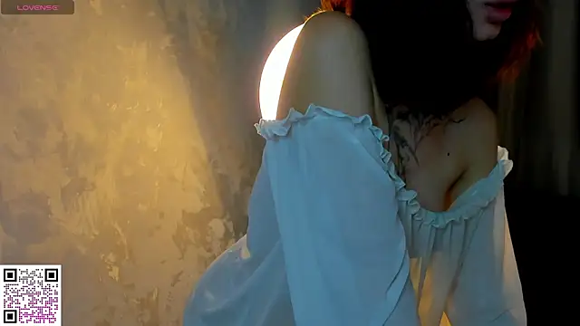 Michelle Murray online show from November 25, 10:43 pm