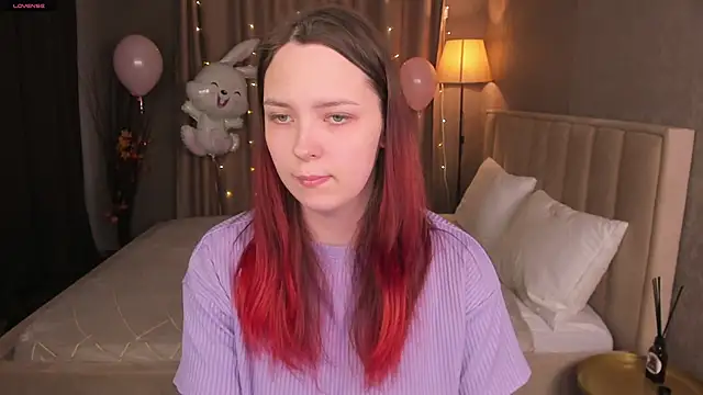 Monica  Queen online show from March 27, 8:37 am