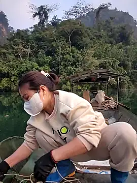 Meoweo 23 online show from December 20, 12:25 am