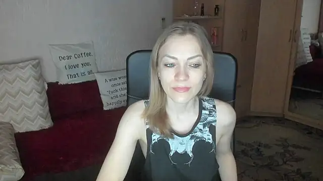 Tiffany Bates online show from March 13, 3:41 am