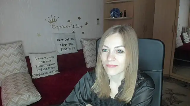 Tiffany Bates online show from October 13, 4:26 am