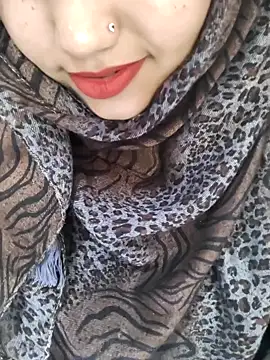 Miss Rose   online show from April 16, 6:25 am