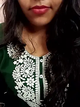 Miss Rose   online show from October 31, 1:59 pm