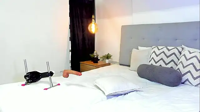 KelaniSilva online show from March 19, 8:57 pm