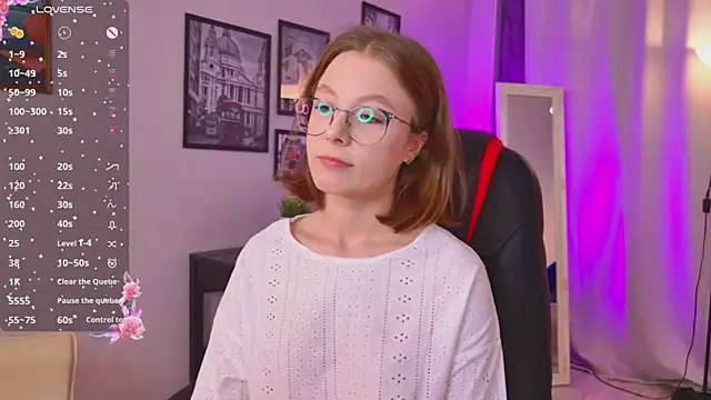 Bubblegum Babe  online show from October 22, 8:58 pm