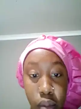 stunna-gir online show from December 16, 8:15 pm