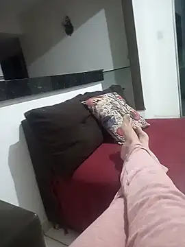 Crisribeiro online show from November 11, 2:40 am