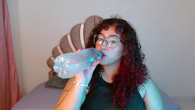 BlueeVelvet online show from September 29, 2:16 am