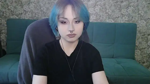 LeisaHopperstad online show from April 5, 2:16 pm