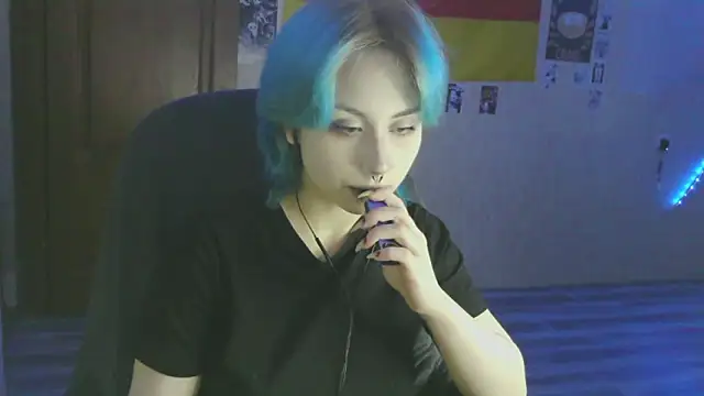 LeisaHopperstad online show from February 9, 2:19 pm