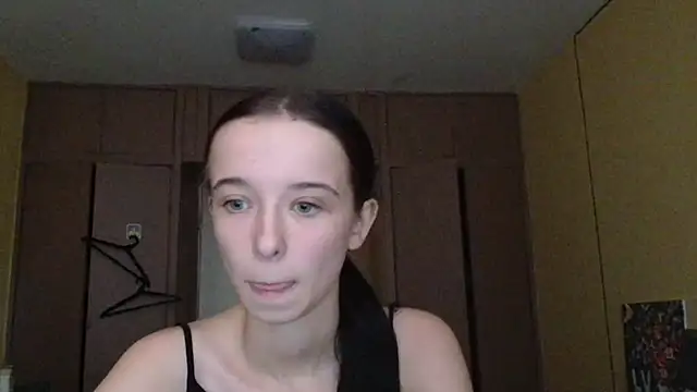 Emilia Light online show from October 9, 7:34 am