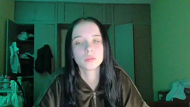 Emilia Light online show from March 8, 4:11 pm