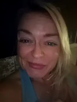 demidelightfulxx online show from October 25, 8:26 pm