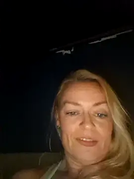 demidelightfulxx online show from October 26, 8:37 pm