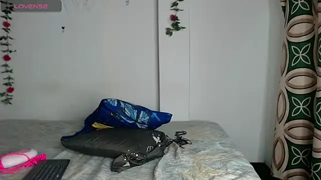 Lilitth rose online show from November 9, 2:07 am