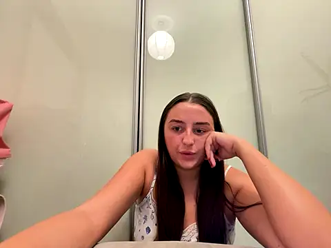 Playfulvixen25 online show from September 29, 1:43 am